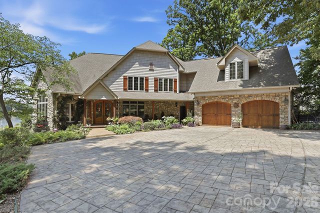 7631 Dellinger Road, Denver, NC 28037
