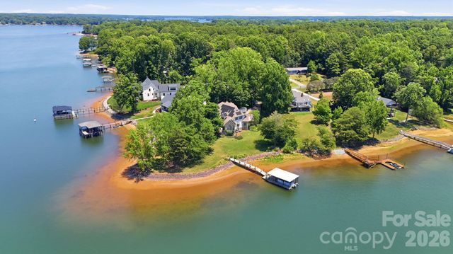 7631 Dellinger Road, Denver, NC 28037