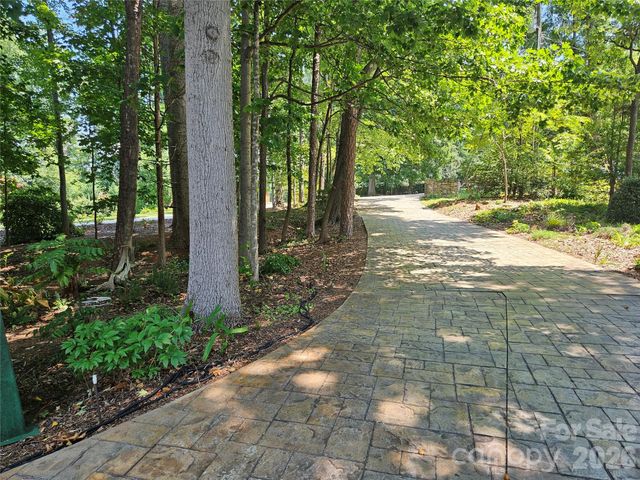 7631 Dellinger Road, Denver, NC 28037