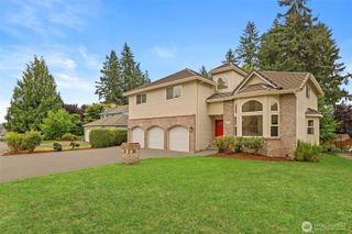 26109 Lake Wilderness Country Club Drive SE, Maple Valley, WA 98038