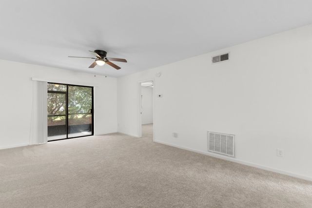 1101 2nd Ave N Apt 2004, Myrtle Beach, SC 29575