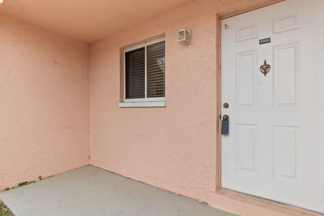 1101 2nd Ave N Apt 2004, Myrtle Beach, SC 29575