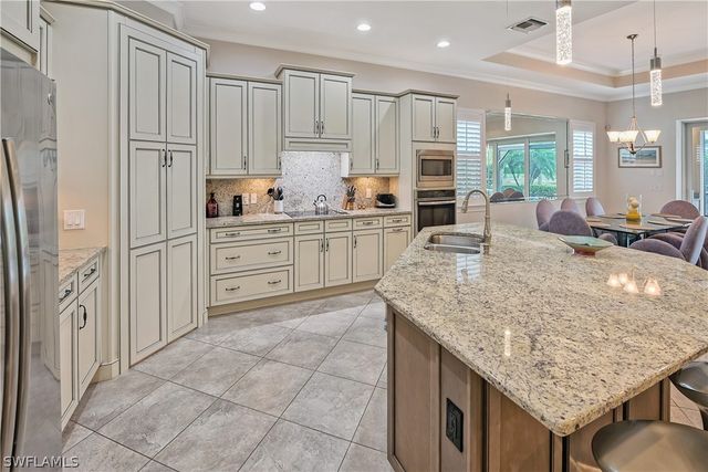 5069 Tortola CT, Naples, FL 34113