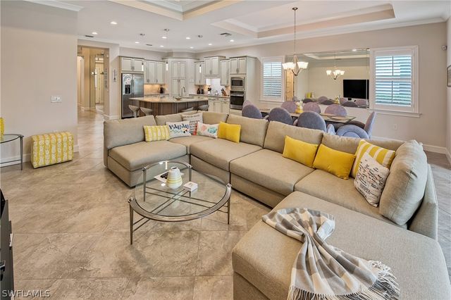 5069 Tortola CT, Naples, FL 34113