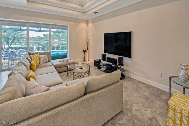 5069 Tortola CT, Naples, FL 34113