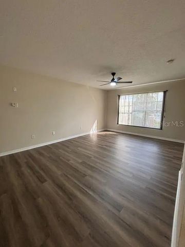 5560 METROWEST BOULEVARD 3-207, Orlando, FL 32811