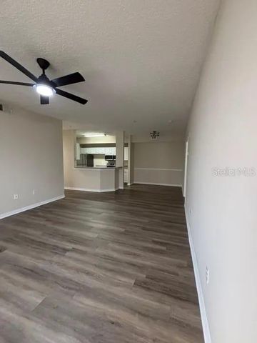 5560 METROWEST BOULEVARD 3-207, Orlando, FL 32811