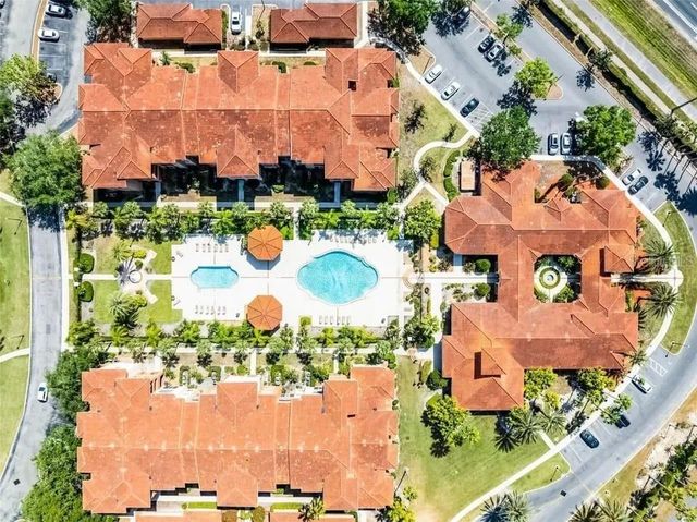5560 METROWEST BOULEVARD 3-207, Orlando, FL 32811