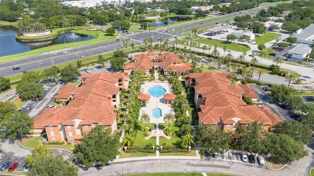 5560 METROWEST BOULEVARD 3-207, Orlando, FL 32811