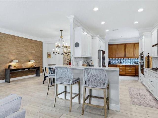 6228 CHAMPIONS ROW STREET, Bradenton, FL 34210