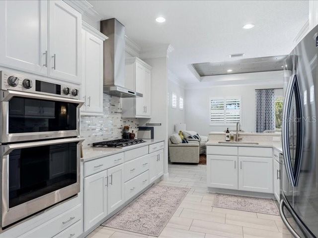 6228 CHAMPIONS ROW STREET, Bradenton, FL 34210