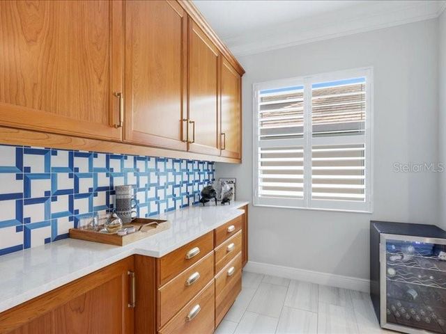 6228 CHAMPIONS ROW STREET, Bradenton, FL 34210