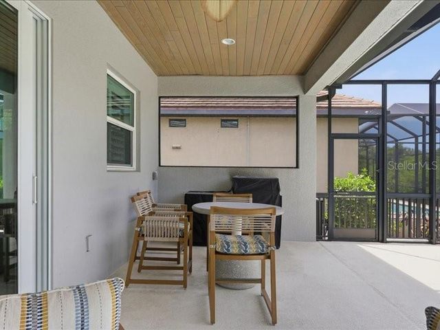 6228 CHAMPIONS ROW STREET, Bradenton, FL 34210