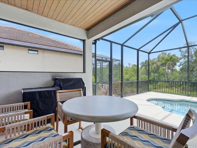 6228 CHAMPIONS ROW STREET, Bradenton, FL 34210