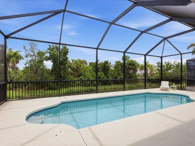 6228 CHAMPIONS ROW STREET, Bradenton, FL 34210