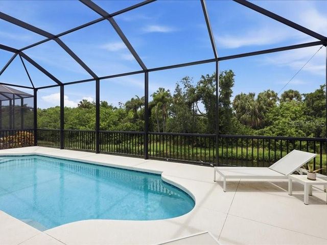 6228 CHAMPIONS ROW STREET, Bradenton, FL 34210