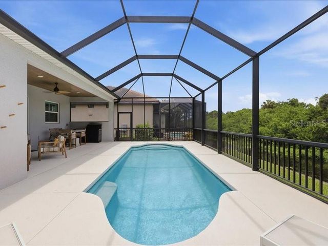 6228 CHAMPIONS ROW STREET, Bradenton, FL 34210