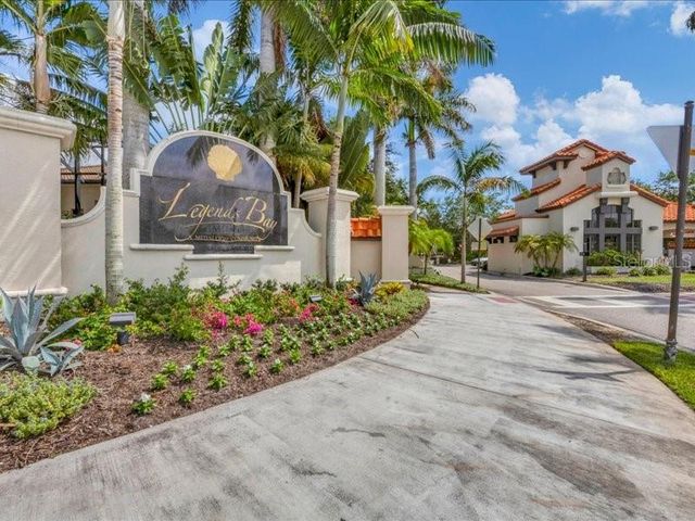 6228 CHAMPIONS ROW STREET, Bradenton, FL 34210