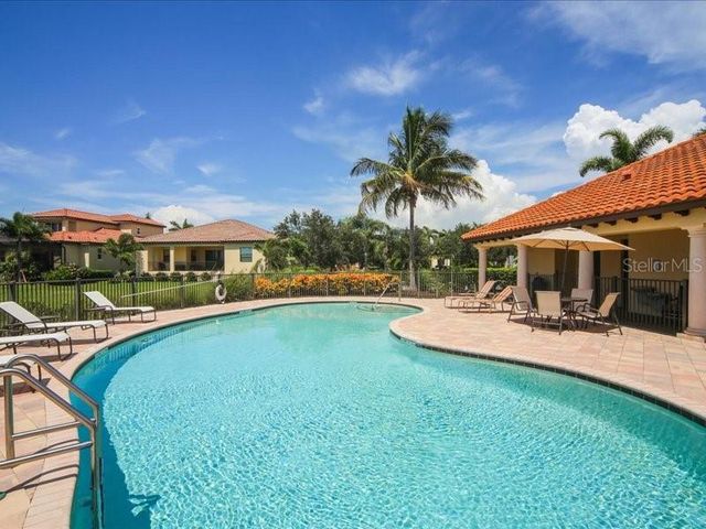 6228 CHAMPIONS ROW STREET, Bradenton, FL 34210