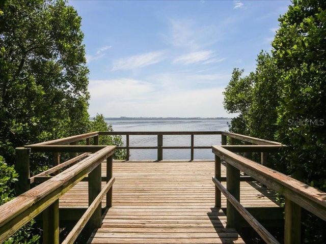 6228 CHAMPIONS ROW STREET, Bradenton, FL 34210