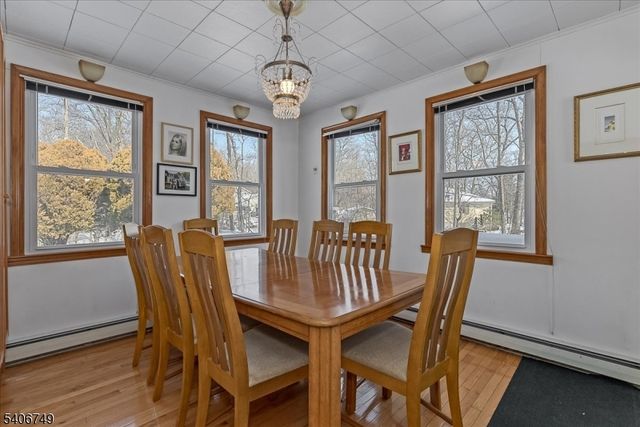 35 Brendona Ave, Hopatcong Boro, NJ 07874