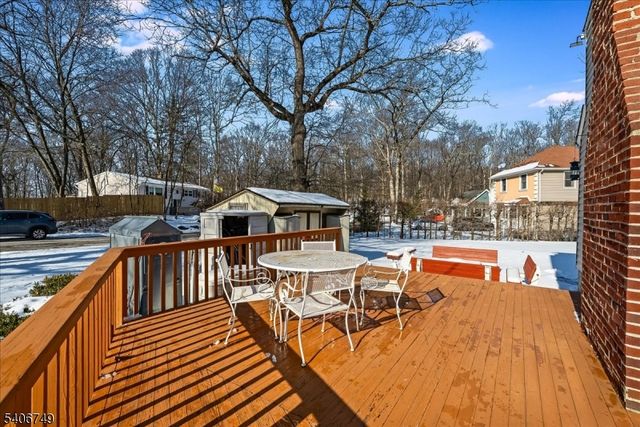 35 Brendona Ave, Hopatcong Boro, NJ 07874