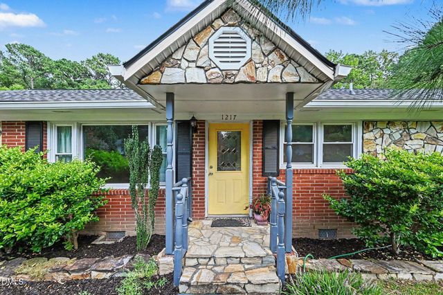 1217 Clinton Road, Durham, NC 27703