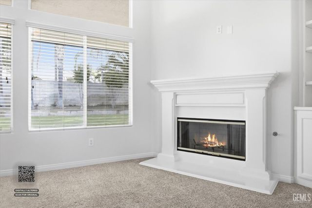 8400 Sterling Grove Lane, Bakersfield, CA 93312
