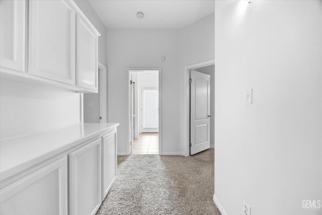 8400 Sterling Grove Lane, Bakersfield, CA 93312