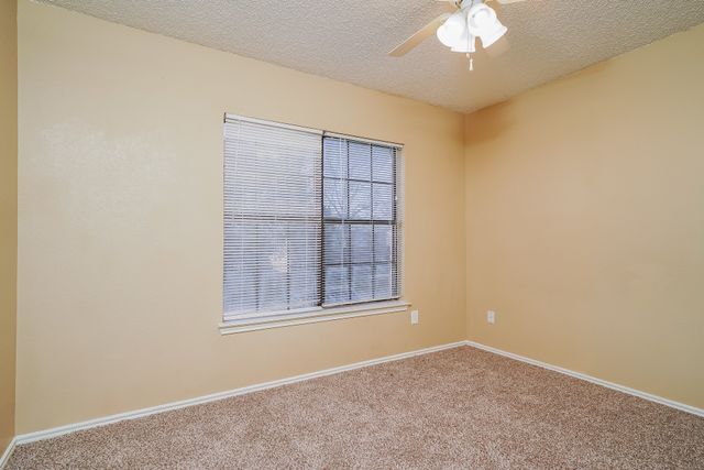 3934 Cochise Drive, Balch Springs, TX 75180