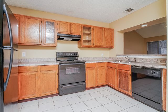 3934 Cochise Drive, Balch Springs, TX 75180