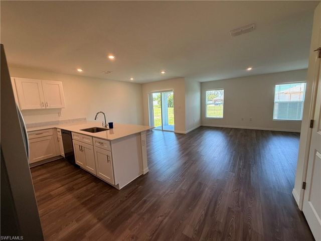 1814 NW 15th TER, Cape Coral, FL 33993