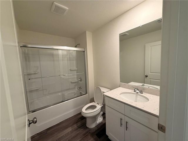 1814 NW 15th TER, Cape Coral, FL 33993