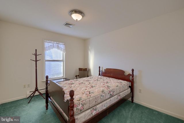 160 SUSAN DR, Dallastown, PA 17313