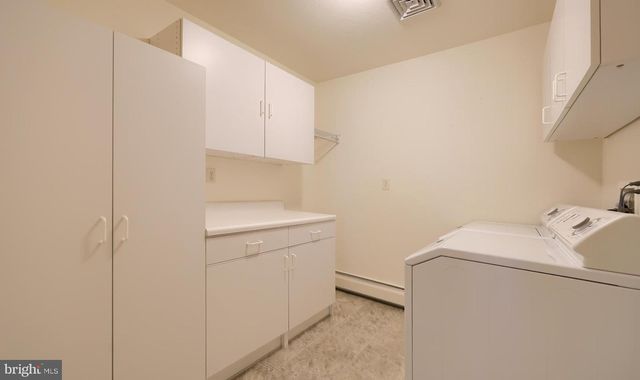 160 SUSAN DR, Dallastown, PA 17313