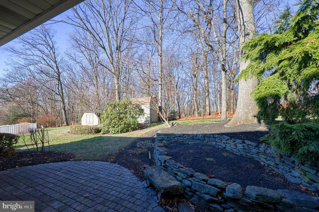 160 SUSAN DR, Dallastown, PA 17313