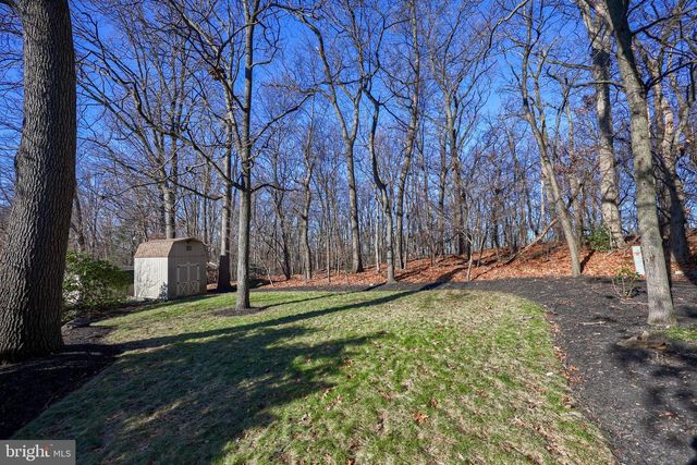 160 SUSAN DR, Dallastown, PA 17313