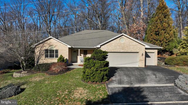 160 SUSAN DR, Dallastown, PA 17313