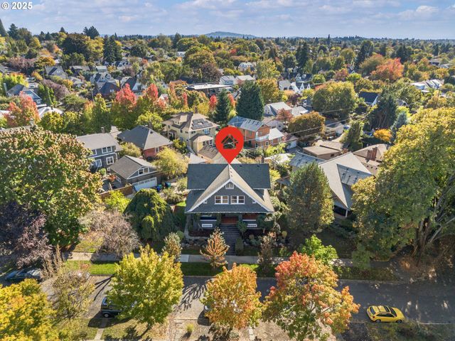 1836 Se LOCUST Ave, Portland, OR 97214