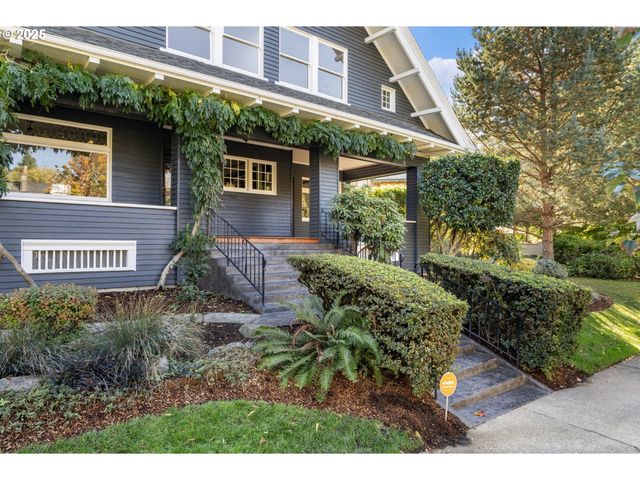 1836 Se LOCUST Ave, Portland, OR 97214