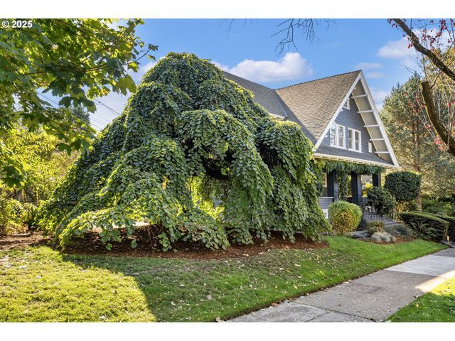 1836 Se LOCUST Ave, Portland, OR 97214