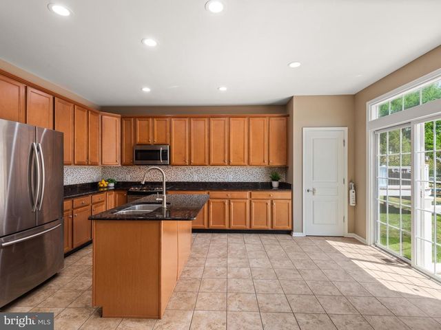 209 N CALDWELL CIR, Downingtown, PA 19335