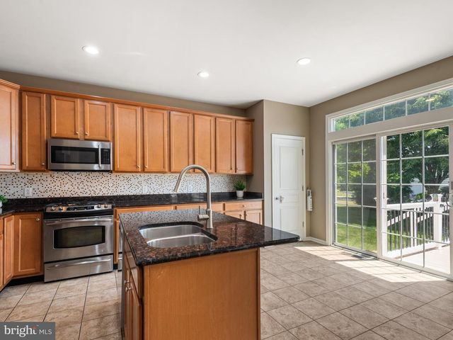209 N CALDWELL CIR, Downingtown, PA 19335
