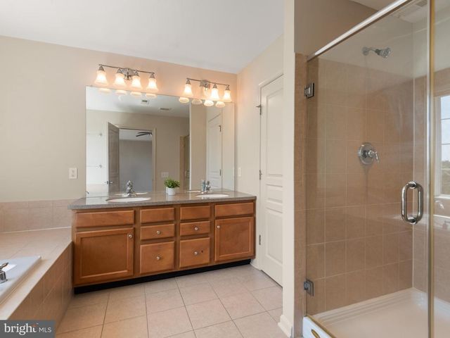 209 N CALDWELL CIR, Downingtown, PA 19335