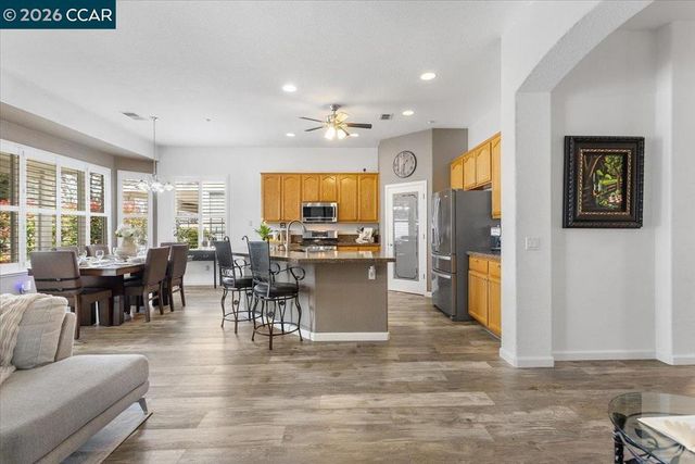 377 St Claire Ter, Brentwood, CA 94513