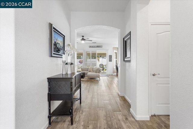 377 St Claire Ter, Brentwood, CA 94513