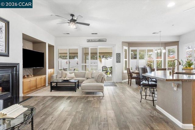 377 St Claire Ter, Brentwood, CA 94513