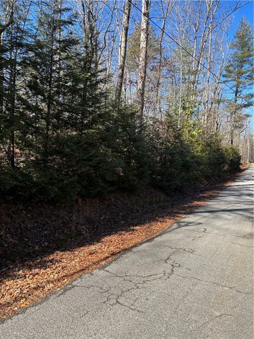 686 W Cove Drive, Mountain Rest, SC 29664