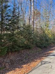 686 W Cove Drive, Mountain Rest, SC 29664