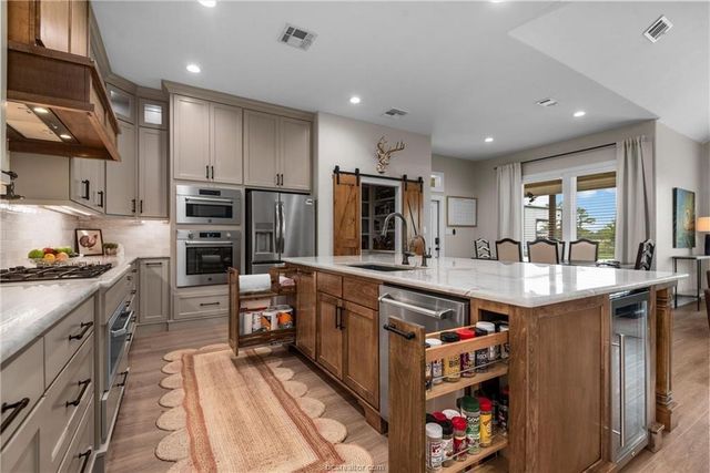 914 Axis Lane, Franklin, TX 77856